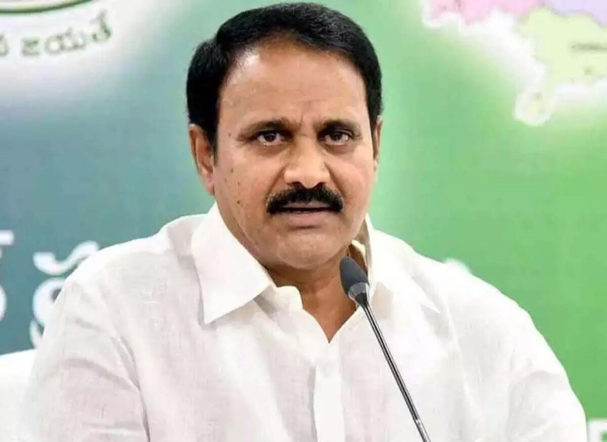 కొడుకుని రంగంలోకి దించుదామనుకున్న మోపిదేవికి షాక్ ఇచ్చిన అధిష్టానం