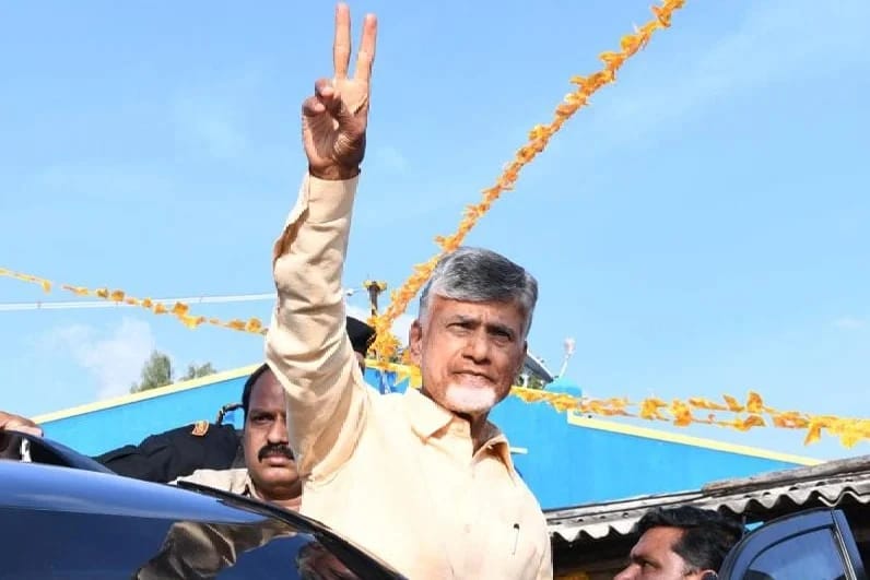 కుప్పంలో లక్ష ఓట్ల మెజారిటీతో గెలుస్తా: చంద్రబాబు