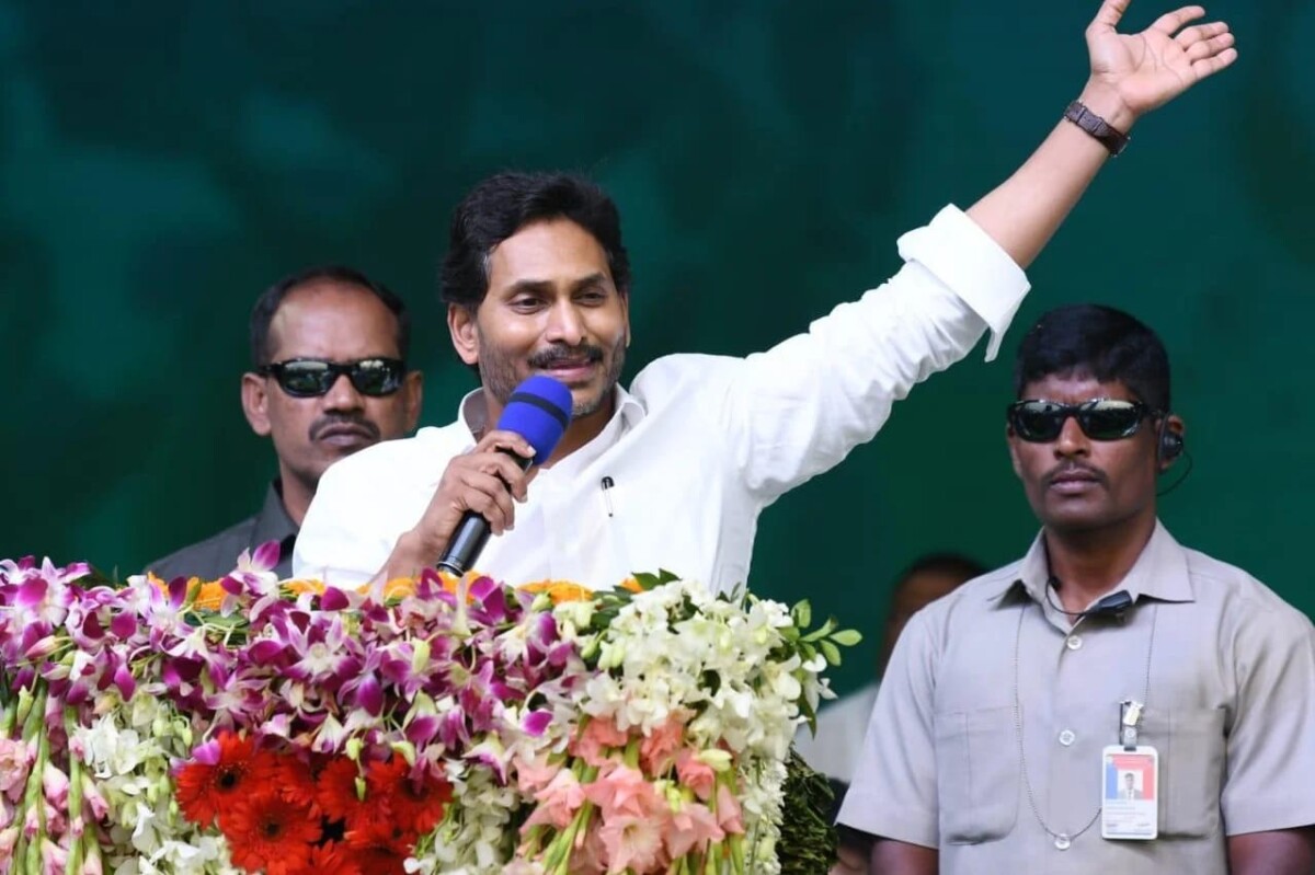 వంద మంది సినిమా విలన్ల కంటే చంద్రబాబు దుర్మార్గమే ఎక్కువ: సీఎం జగన్