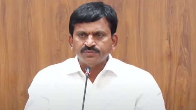 మంత్రి పొంగులేటి శ్రీనివాస్ రెడ్డి చిట్ చాట్