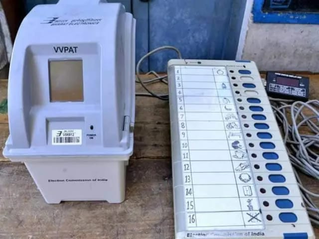 కరెంట్ పోతే EVM పనిచేయదా?