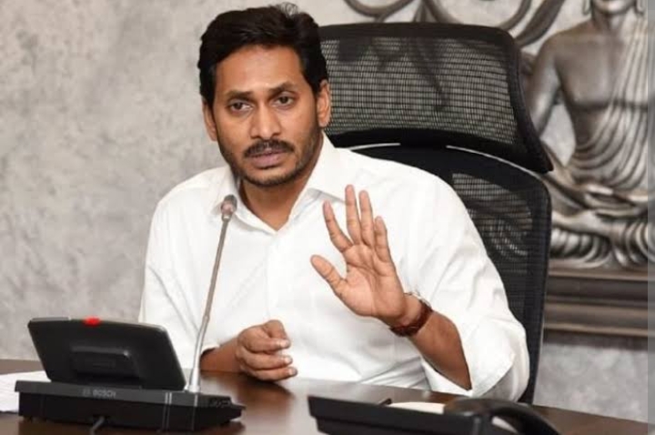 పల్నాడు జిల్లాలో బస్సు ప్రమాదం ఘటనపై సీఎం జగన్ దిగ్భ్రాంతి