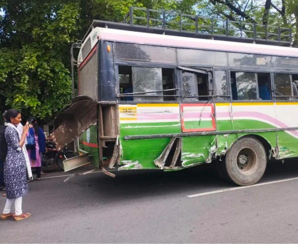 The lorry hit the RTC bus