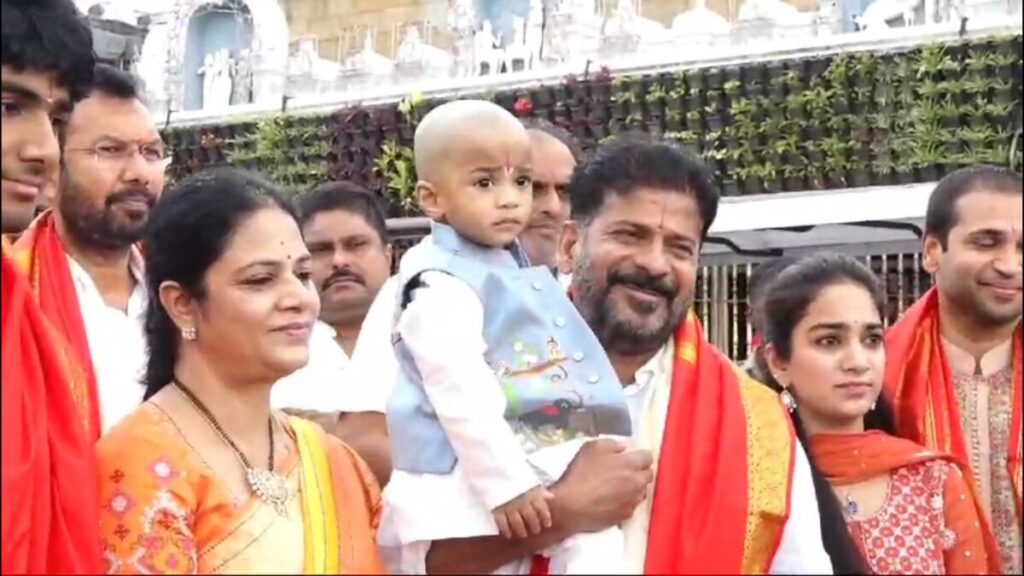 Chief Minister of Telangana visited Venkateswara Swamy of Tirumala Eedukonda