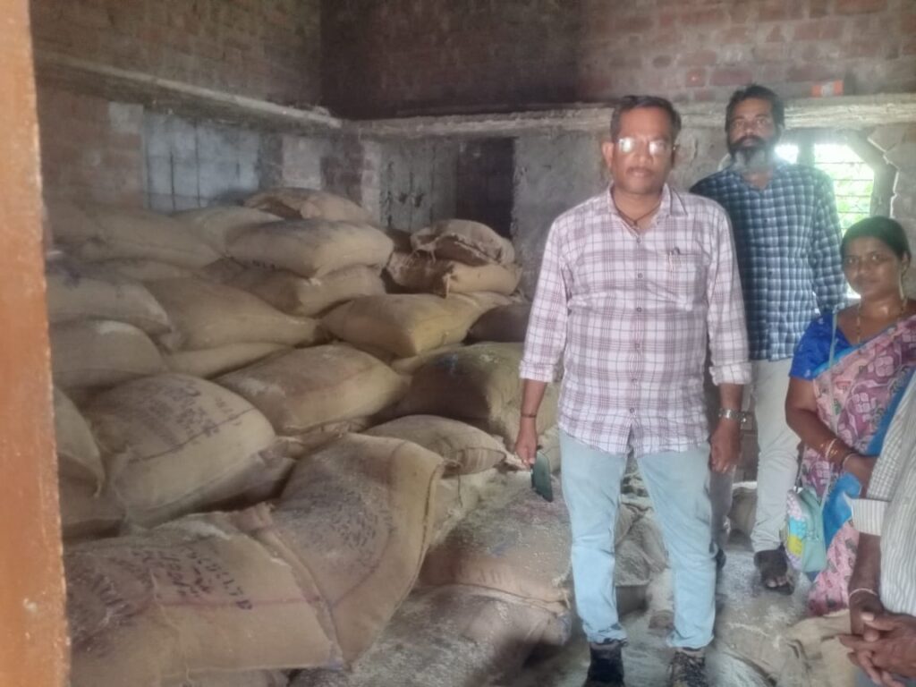 96 quintals of illegal ration rice was chased….District Civil Supplies Department Officer Prem Kumar