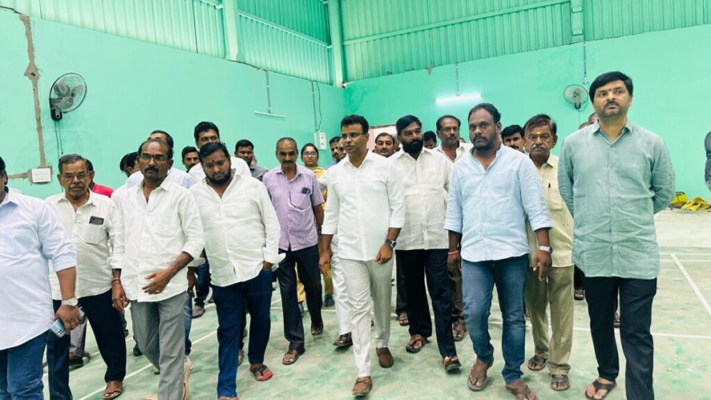 MLA KP Vivekananda inspected the development works of the indoor stadium