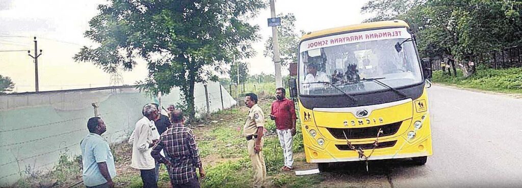 Alcohol transportation in school bus.. Excess officers who caught and released