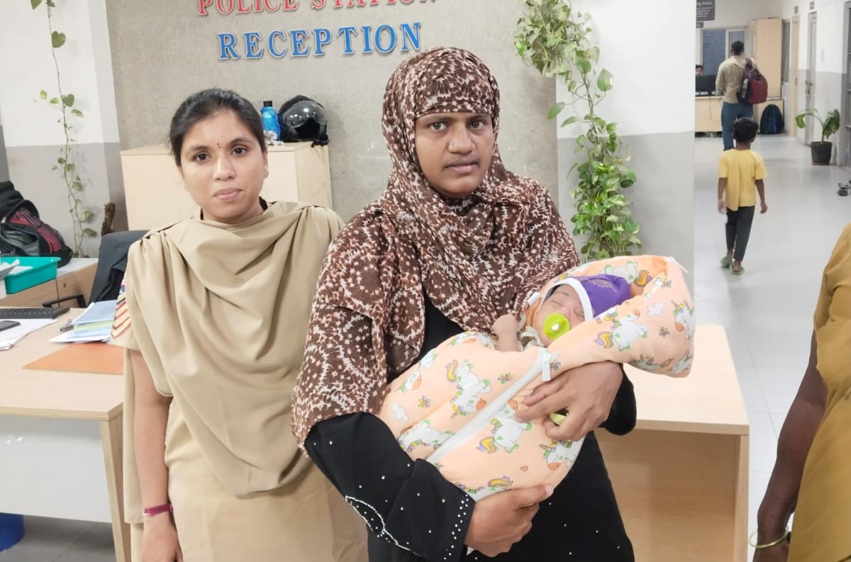 Father Sold Baby : 18 రోజుల పసికందుని అమ్మేసిన తండ్రి