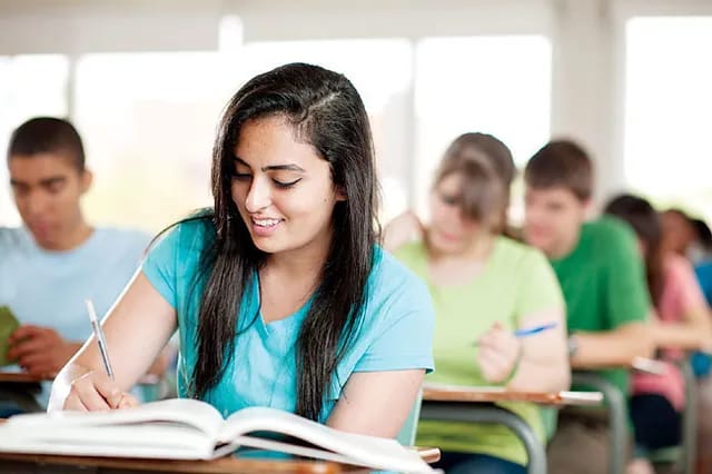 CUET-UG exam : మరోసారి ఆ అభ్యర్థులకు CUET-UG పరీక్ష