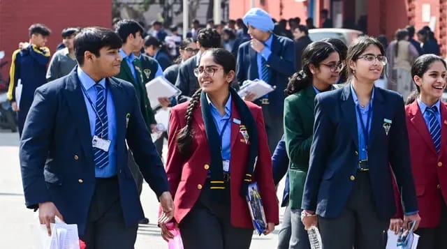 CBSE Board Exams : ఇక ఏడాదికి రెండుసార్లు CBSE బోర్డ్ పరీక్షలు