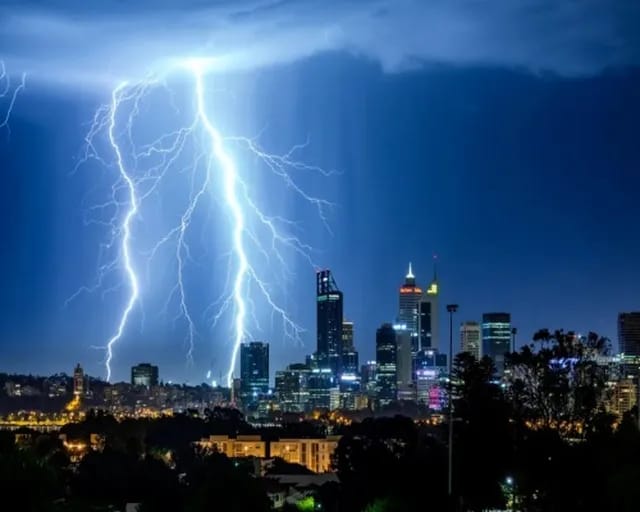 Heavy Rains : తెలంగాణలో ఐదు రోజుల పాటు భారీ వర్షాలు: IMD