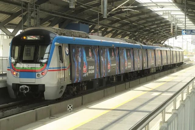 Metro Rail : కోకాపేట వరకు మెట్రోరైలు