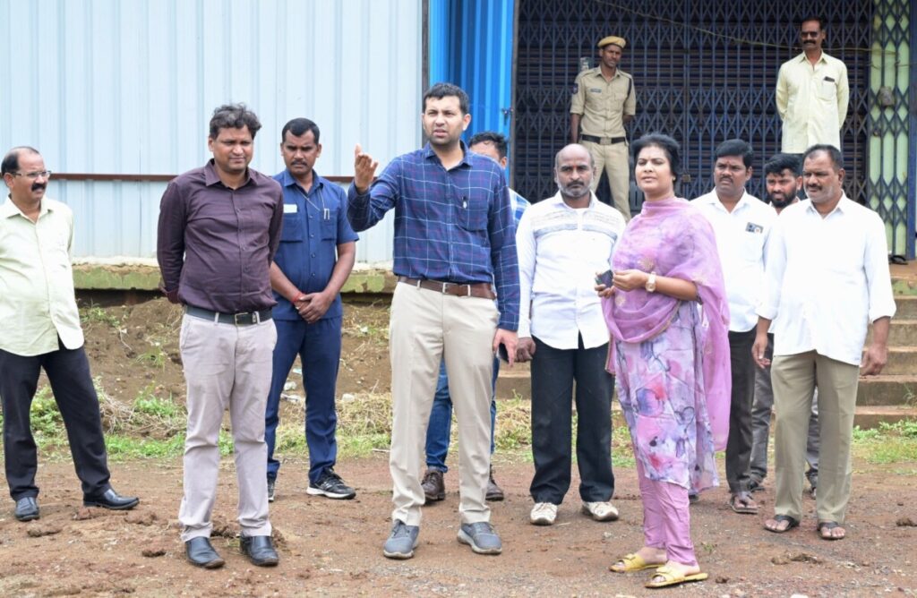 District Collector Prateek Jain has directed the irrigation officials to take appropriate measures to prevent sewage from entering the Shiva Sagar project