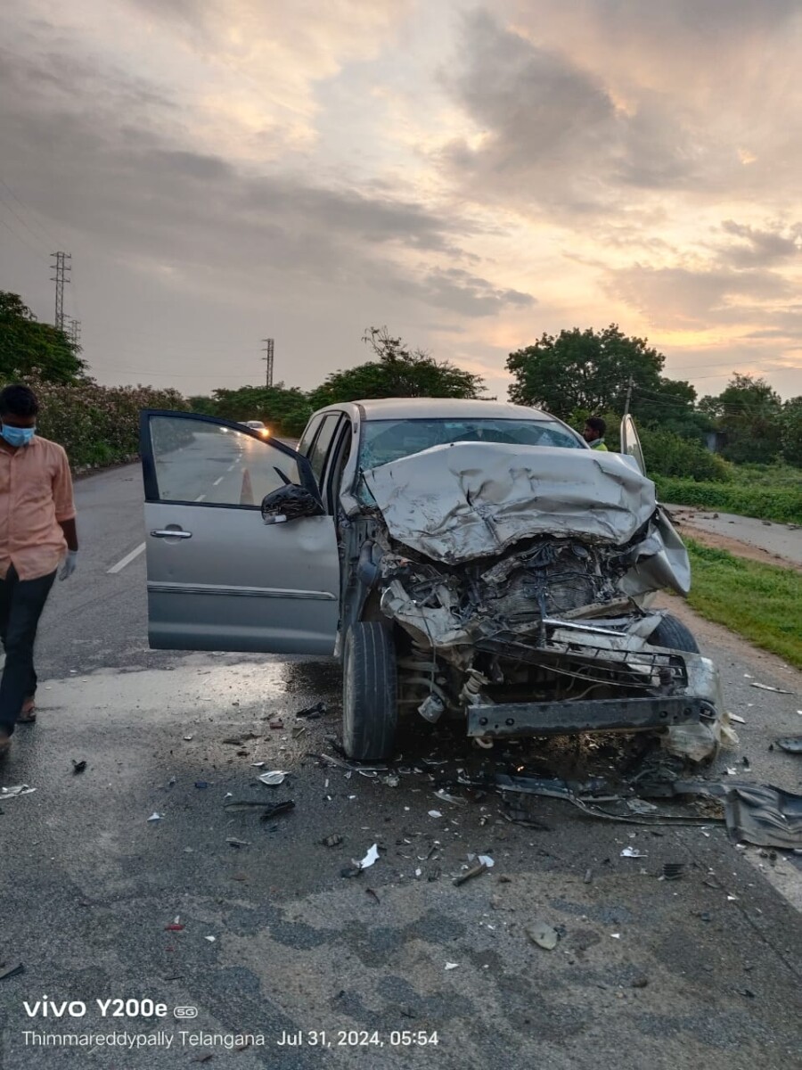 గుర్తుతెలియని వాహనం ఢీకొని డ్రైవర్ మృతి