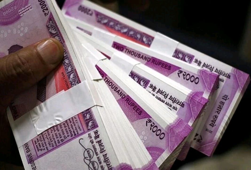 Rs. 2000 : ఇంకా రూ.7409 కోట్ల 2000 నోట్లు రావాల్సి ఉంది: RBI