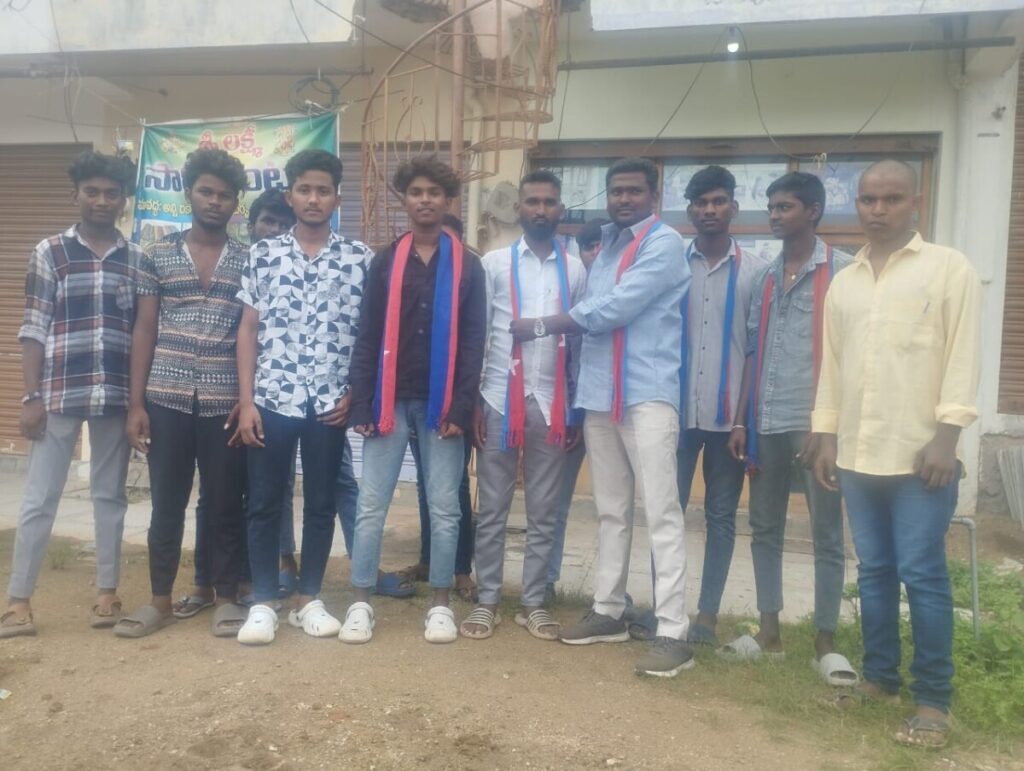 Maccha Srikanth as Youth President of Vck Party Bhupalapalli district