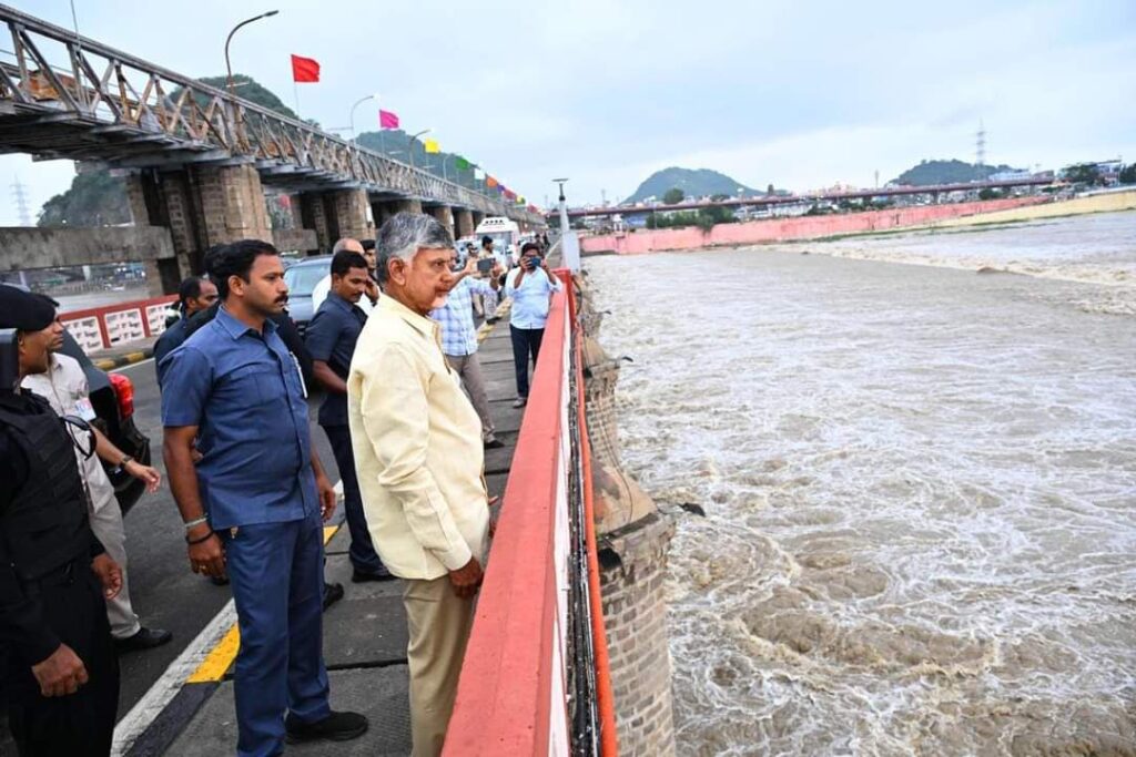 CM Chandrababu Naidu stopped the convoy at Prakasam barrage and got down