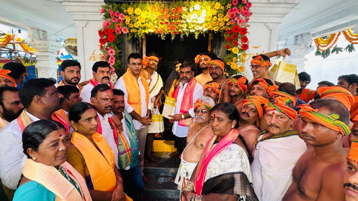 MLA KP Vivekanand : మల్లికార్జున స్వామి దయతో ప్రజలంతా సుఖసంతోషాలతో జీవించాలి : ఎమ్మెల్యే కె.పి.వివేకానంద్