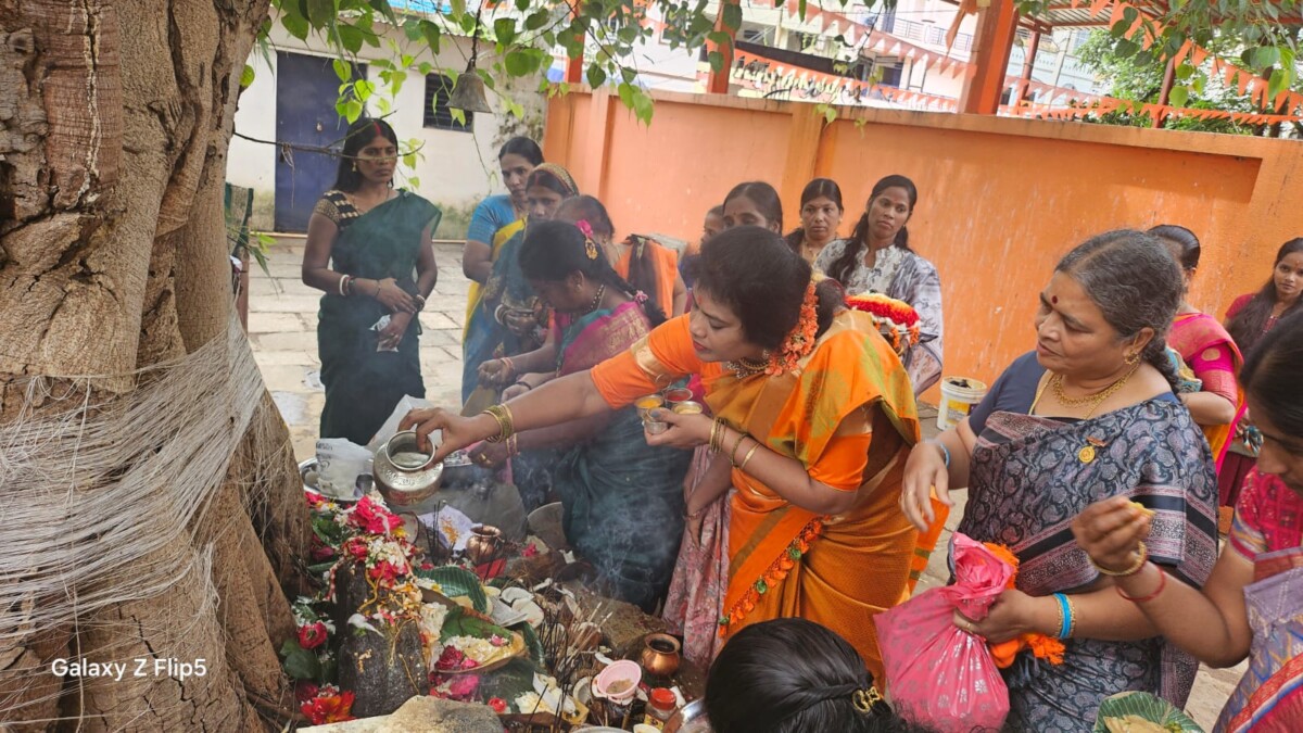 Nagula Panchami : నాగుల పంచమి సందర్భంగా ప్రత్యేక పూజలు నిర్వహించిన వికారాబాద్ మున్సిపల్ చైర్ పర్సన్ చిగుళ్లపల్లి మంజుల రమేష్