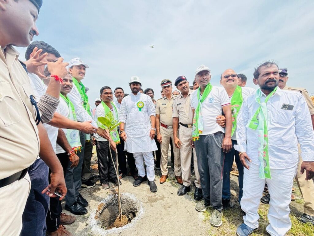 Ramagundam MLA Makkan Singh Raj Thakur was the chief guest at Singareni Vana Mahotsava