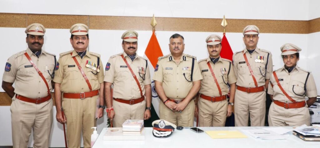 I.P.S. Manchiryala DCP who met the DGP politely on the occasion of his promotion