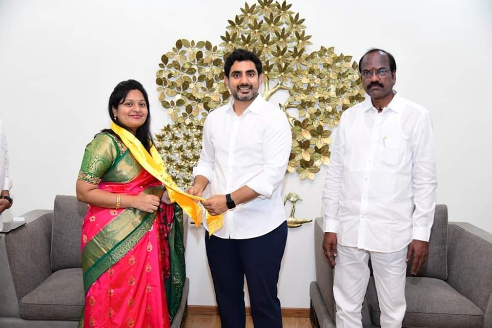 TDP : టీడీపీలో చేరిన ఏలూరు మేయర్ షేక్ నూర్జహాన్ దంపతులు