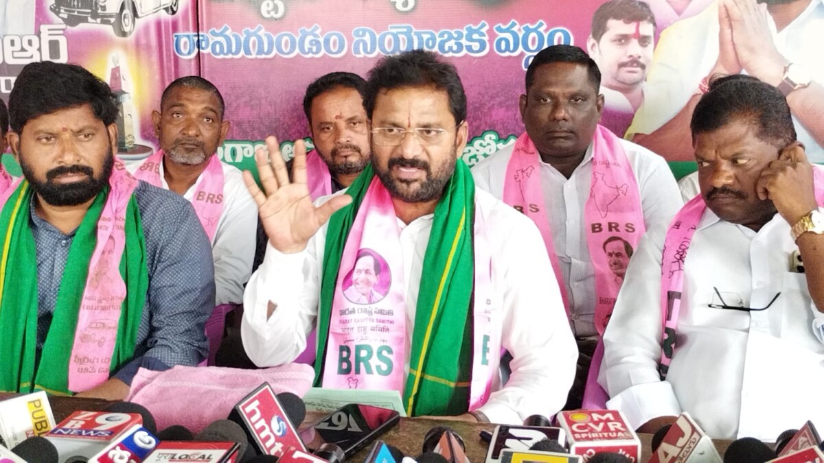 Congress party : కాంగ్రెస్ పార్టీ ప్రజలకిచ్చిన హామిలు నెరచేర్చాలీ