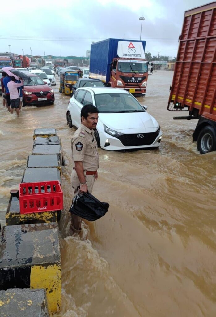 Salute Mangalagiri Rural SI Venkat