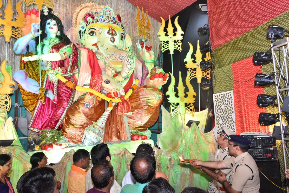 Ganesh Mandaps : గణేశ్ మండపాల నిర్వాహకులు నిబంధనలు పాటించాలి