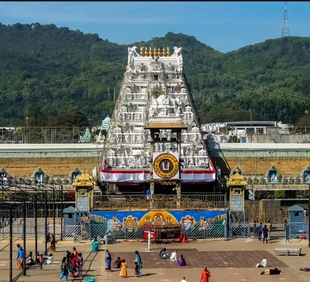 Tirumala : తిరుమలలో భక్తుల రద్దీ సాధారణం