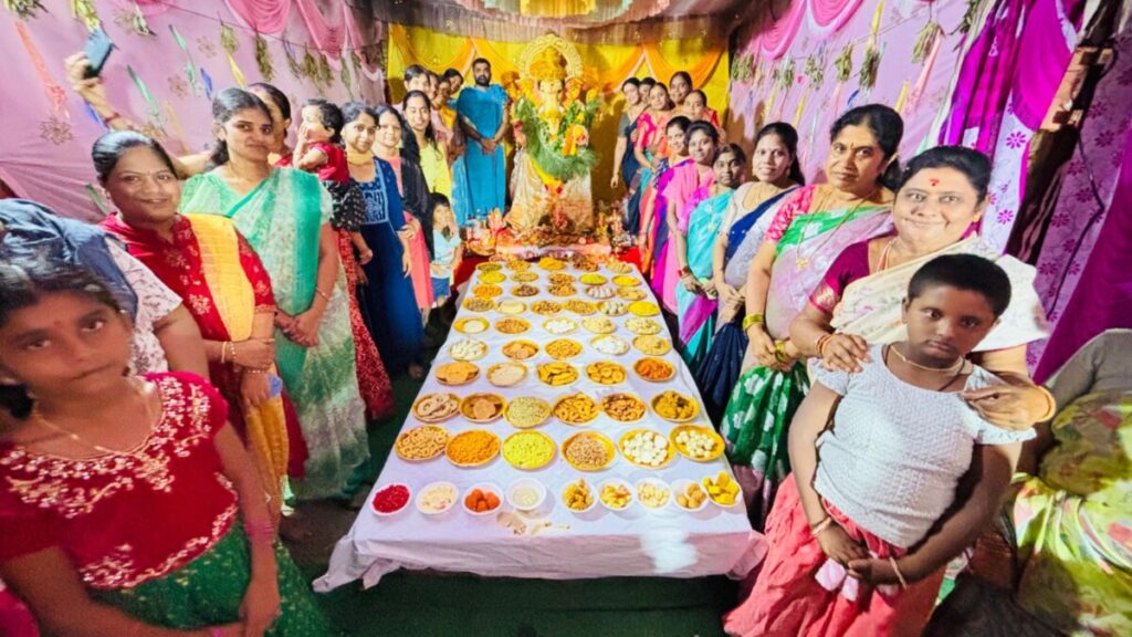 Rajalakshmi Colony Siddhi offering tirokka offerings to Lord Vinayaka