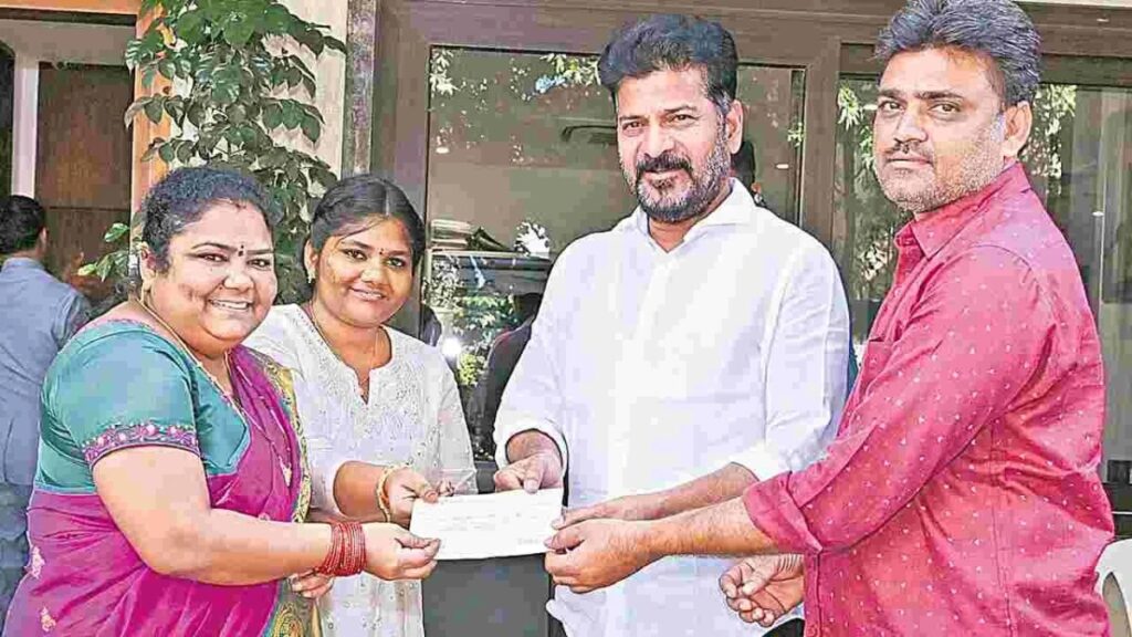 Kumari aunty donated Rs.50 thousand