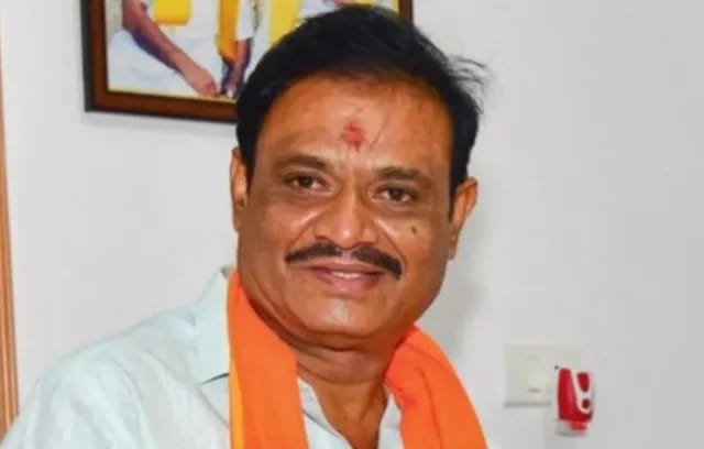 BJP MLA Munirathna : కర్ణాటక బీజేపీ ఎమ్మెల్యే మునిరత్నపై అత్యాచార కేసు నమోదు