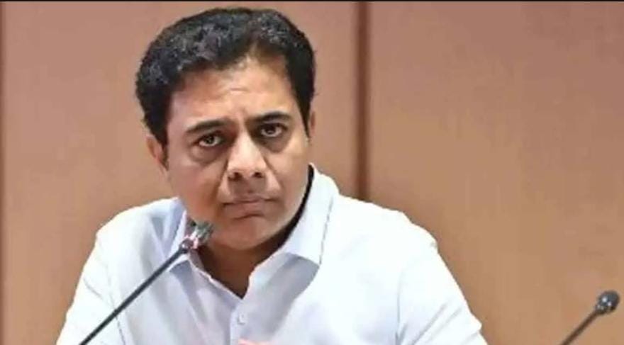 KTR : కేటీఆర్ కనిపించడం లేదని పోలీస్ స్టేషన్‌లో ఫిర్యాదు