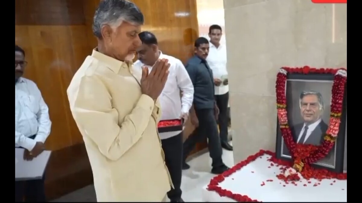 CM Chandrababu Naidu : రతన్ టాటాకు క్యాబినెట్ నివాళి