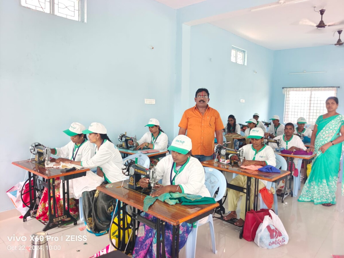 ఆలయ ఫౌండేషన్ వ్యవస్థాపకులు పరికిపండ్ల