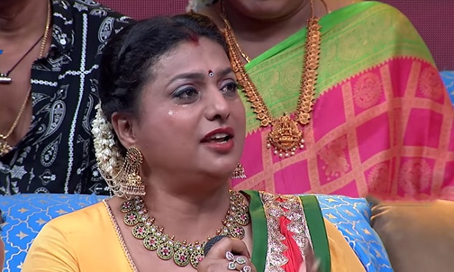 Roja Breaks Down On Stage Talking about Jabardasth 1649940161 1939