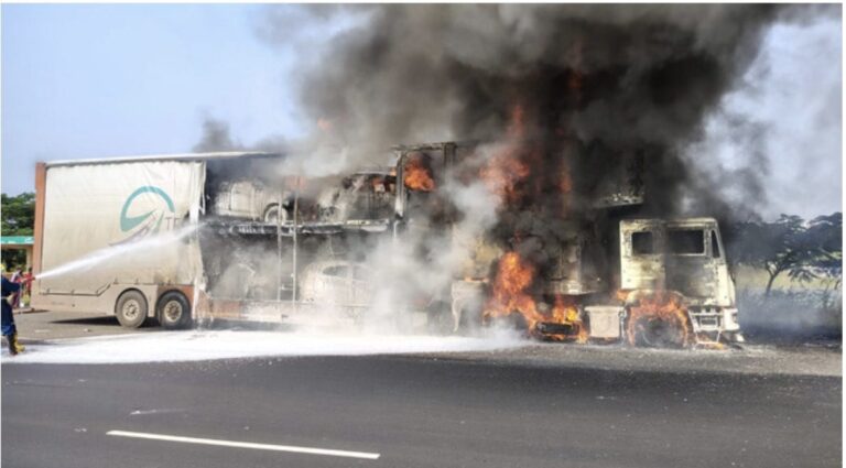 WhatsApp Image 2024 11 10 at 20.27.32