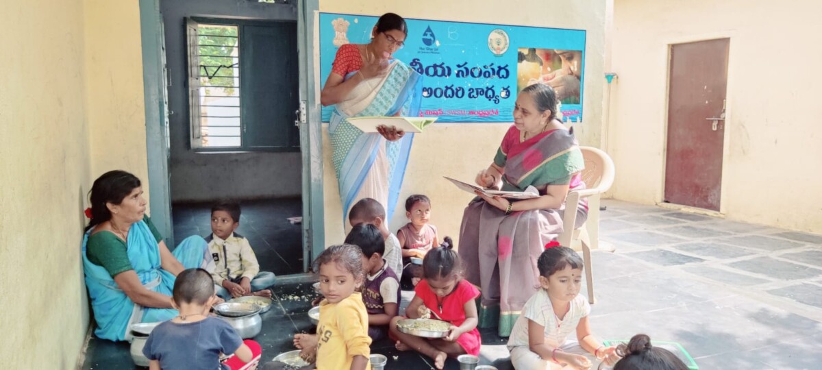 MEO-2 inspected school : ప్రాథమిక పాఠశాలను తనిఖీ చేసిన ఎంఈఓ-2