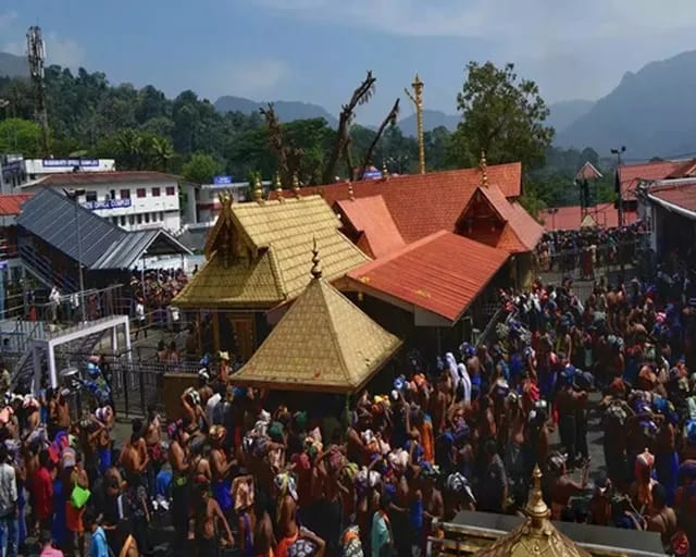 Sabarimala : శబరిమలకు పోటెత్తిన భక్తులు