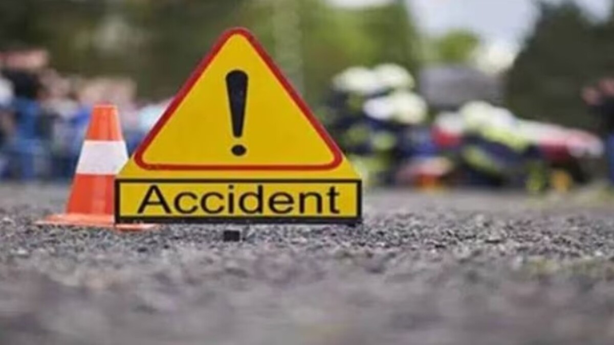 Road Accident : శబరిమలకు వెళ్తున్న బస్సును ఢీ కొట్టిన లారీ