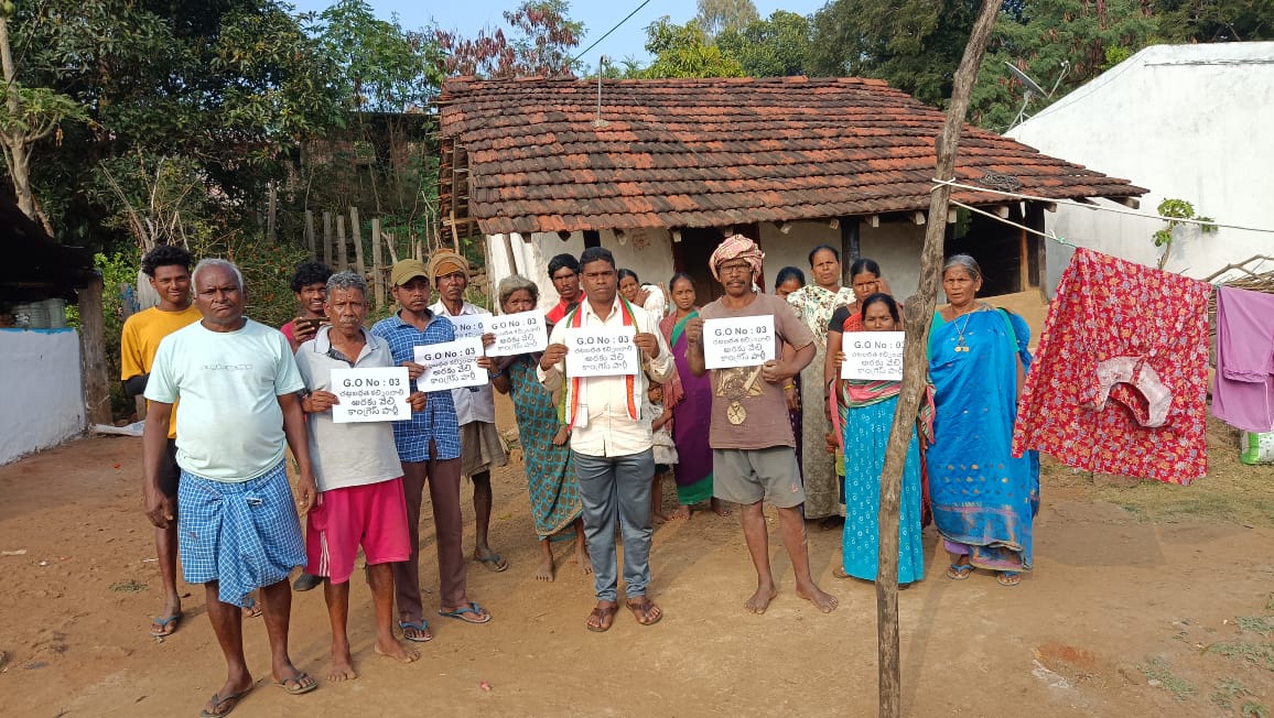 Tribal Rights : గిరిజన హక్కులకు చట్టబద్ధత కల్పించాలని గ్రామస్తులతో నిరసన,కాంగ్రెస్ పార్టీ యువ నాయకుడు.చిట్టం బలబద్దర్