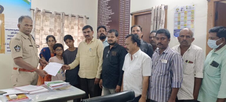 సలీం మృతి మిస్టరీ పై విచారణ జరిపించండి WhatsApp Image 2025 01 30 at 19.22.02