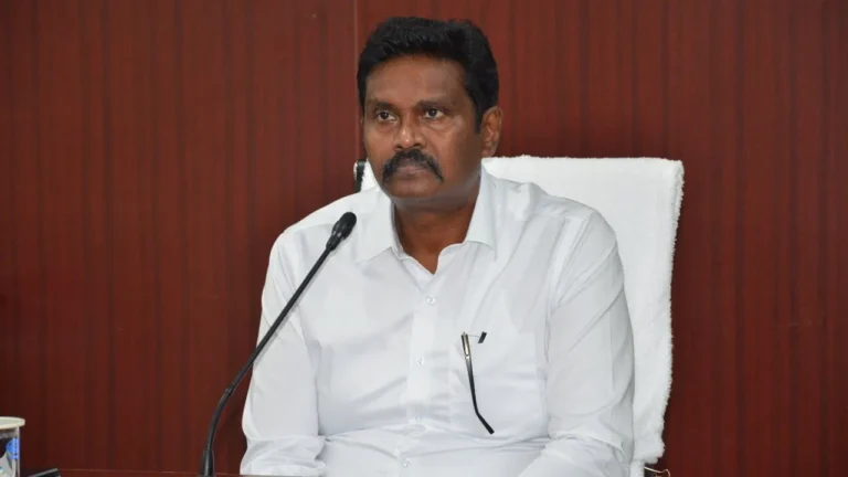 ips p v sunil kumar
