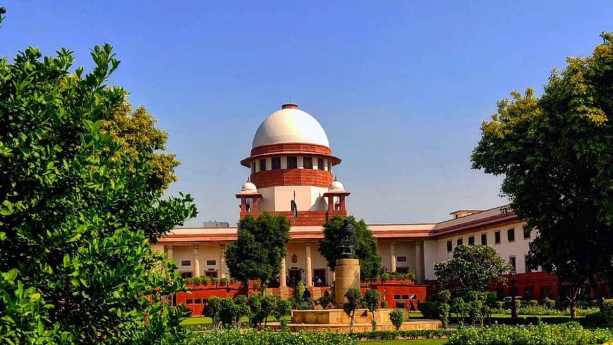 Supreme Court : ఎస్సీ, ఎస్టీ కేసులపై సుప్రీంకోర్టు స్పష్టీకరణ