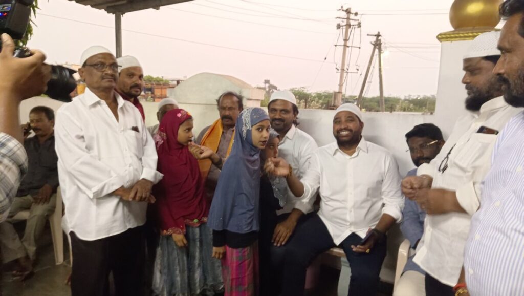 MLA Adireddy Srinivas iftar