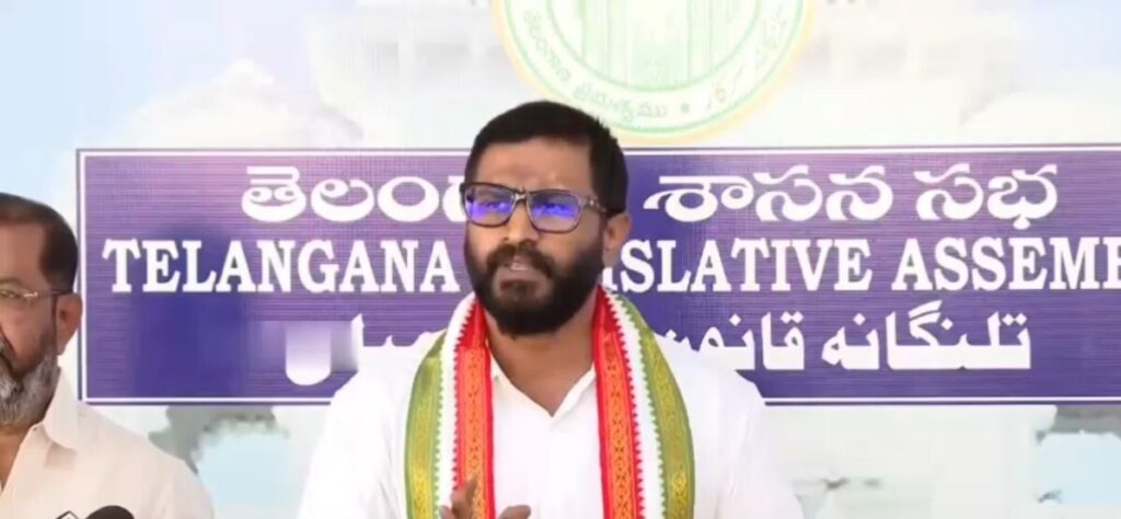 Balmuri Venkat challenged KTR