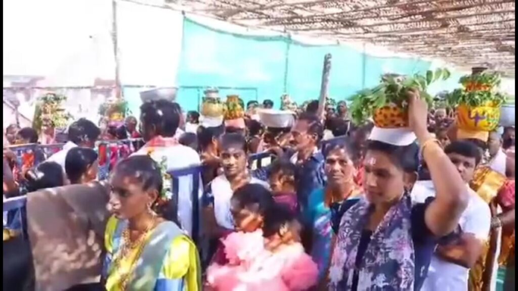 Bonala offerings to Goddess