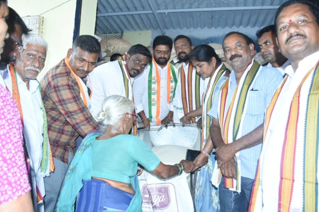 Congress leaders solemnly launched 
