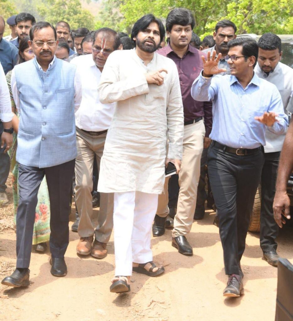 Pawan's visit to the unified 
